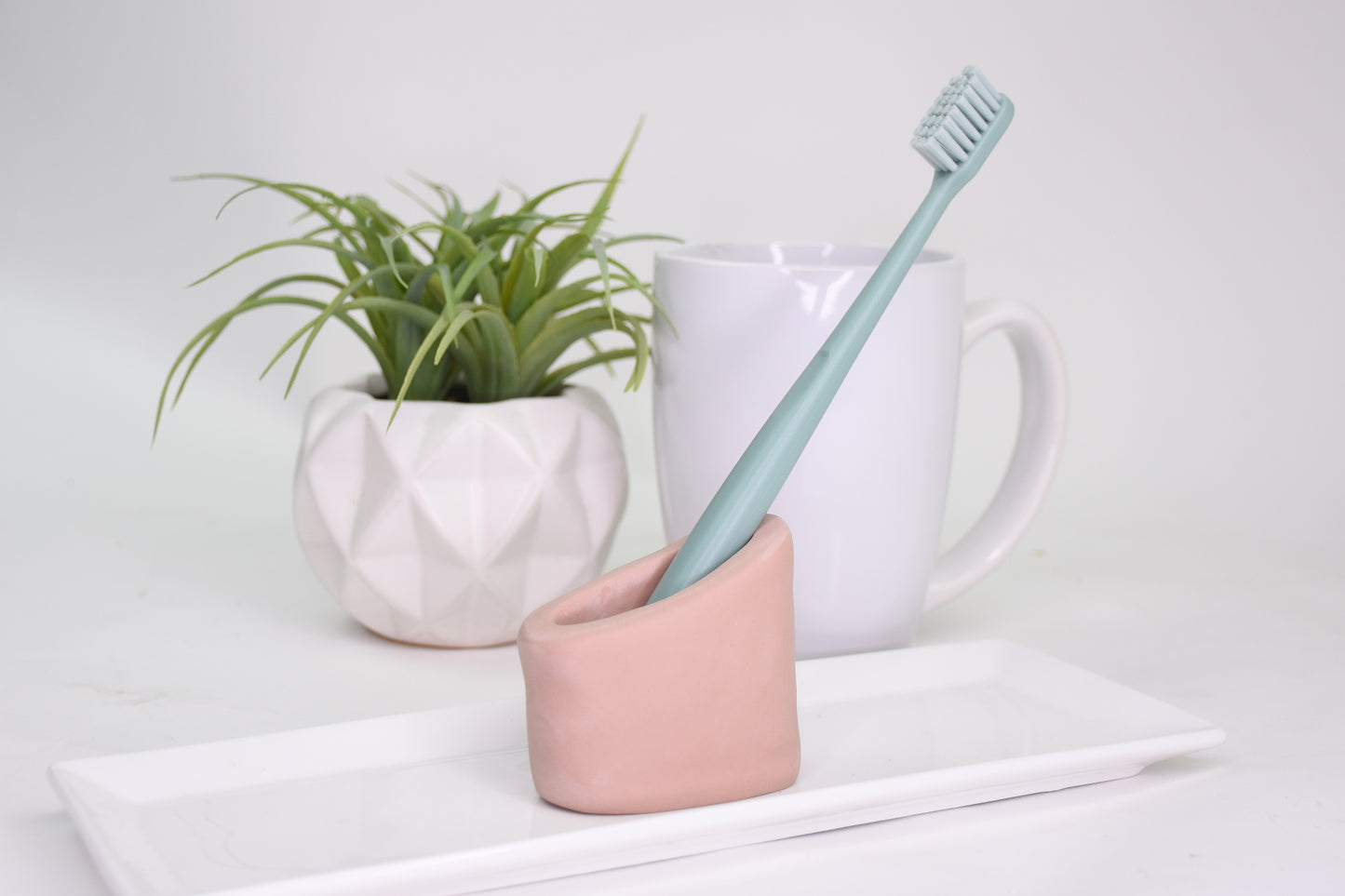 Sculpey Soufflé™ Toothbrush Holder