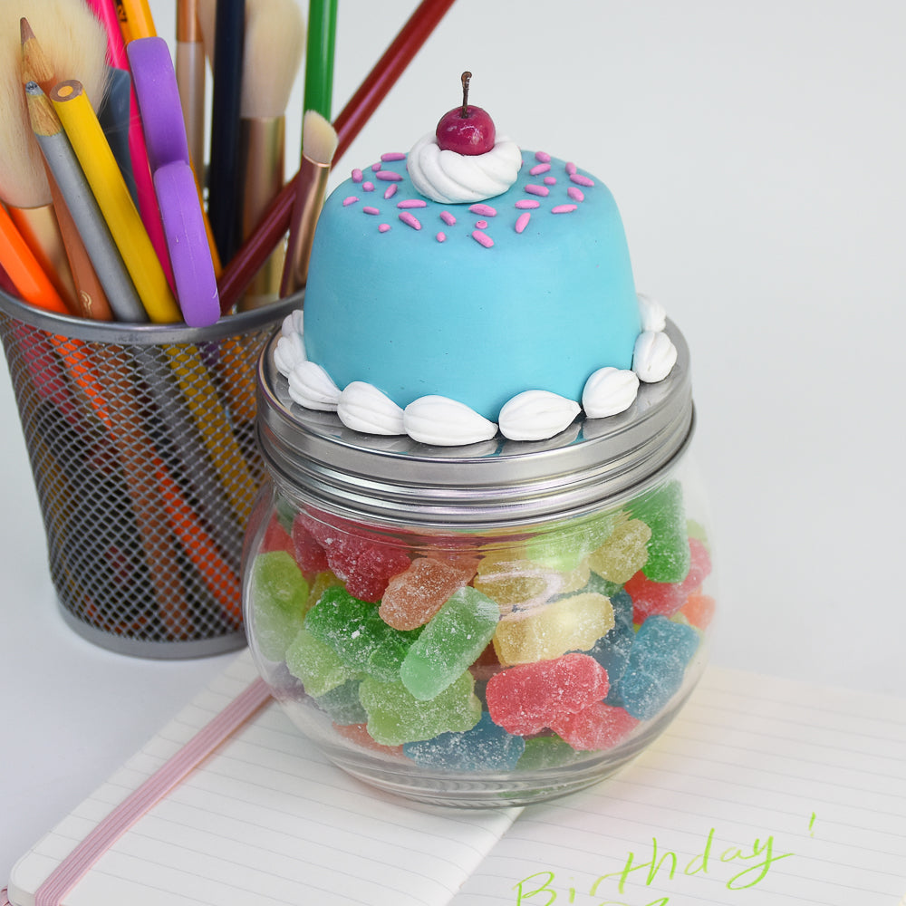 Sculpey Air-Dry™ Cupcake Topped Jar